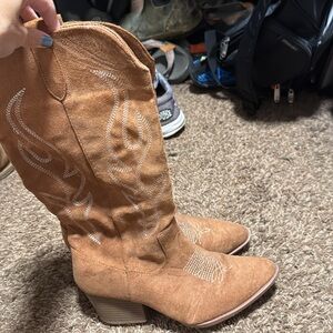 SHEIN Brown Embroidered Heeled Boots